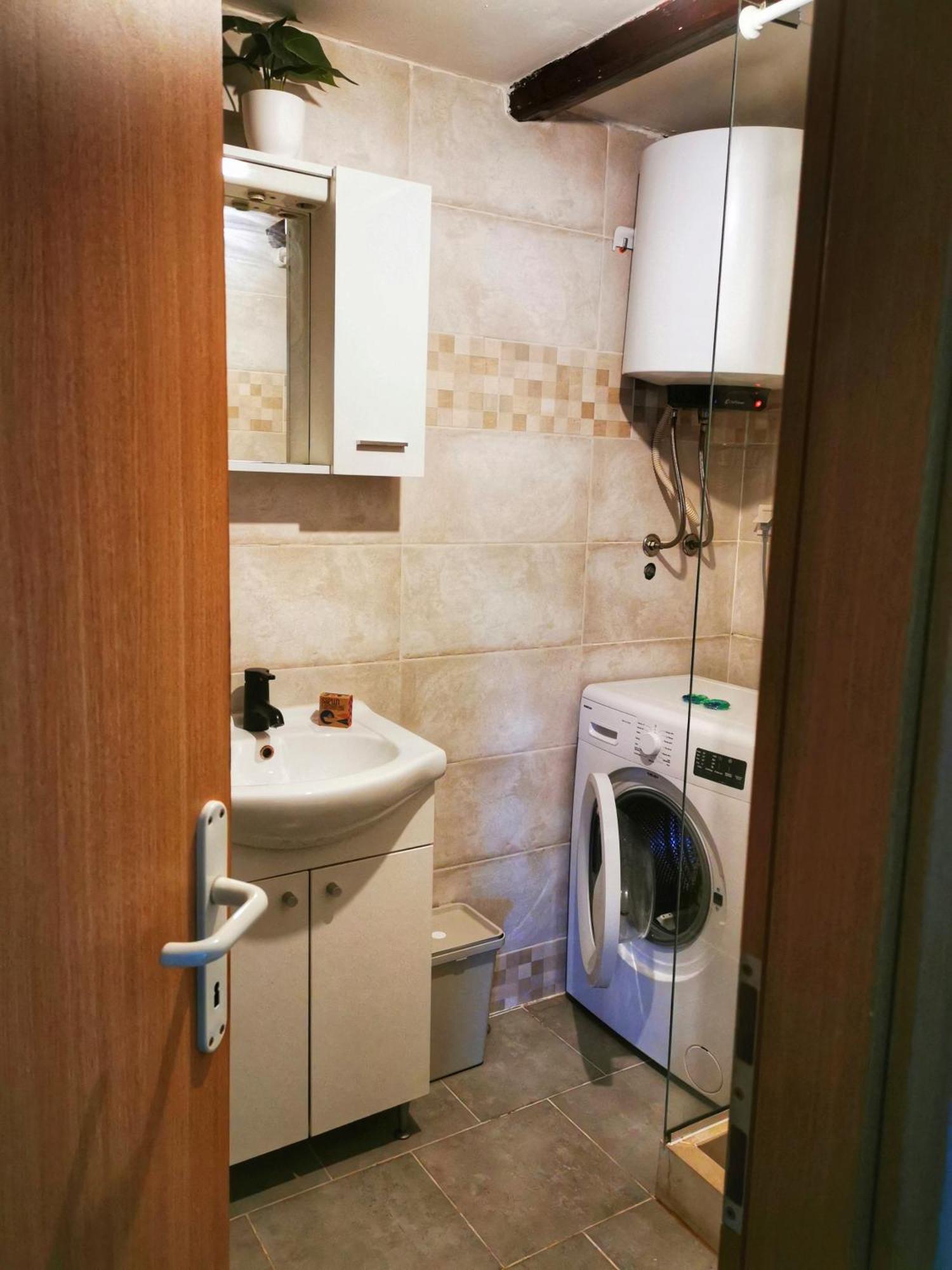 Attica Apartment Pula Exteriér fotografie